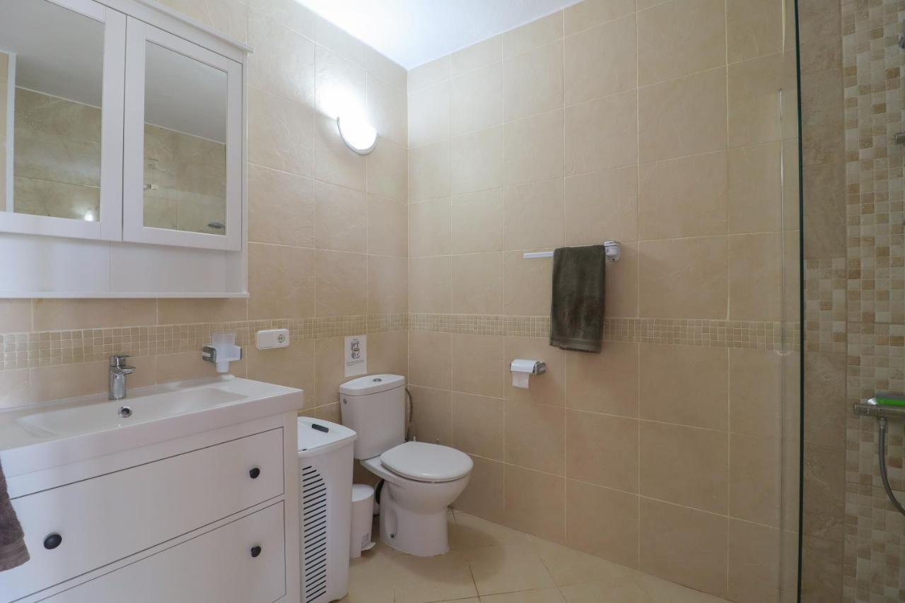 Belvedere, Family-Friendly, Nice, First-Line Apartment With Stunning Beach And Sea Views,Ac Arenal d'en Castell Exterior foto